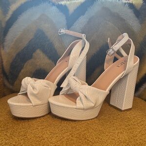 Vici Cream Platform Sandals with Bow Detail